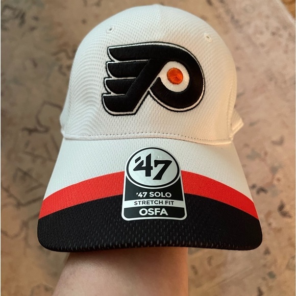 Philadelphia Flyers hat. NWT Bought at the stadium! - Picture 1 of 5